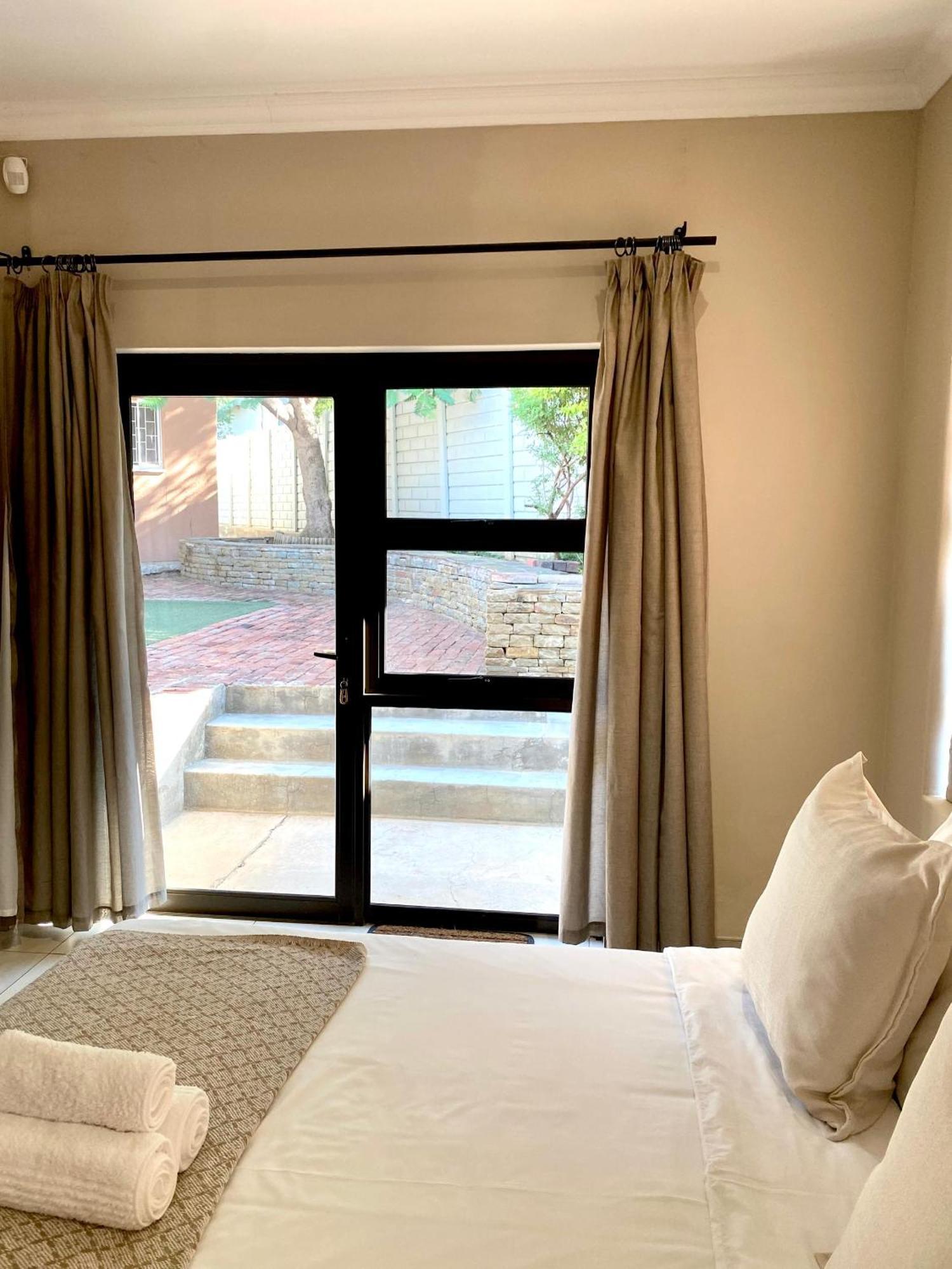 Cavallo Guesthouse 温特和克 外观 照片